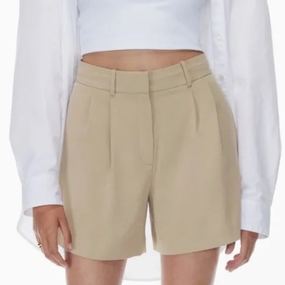 Aritzia Babaton Pleated Mid Thigh Trouser Shorts Taupe Tan Business Tailored 00 - Picture 4 of 9